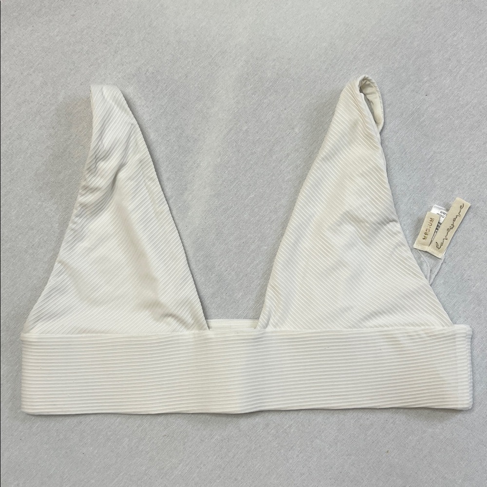 REVOLVE LoveWave Love Wave Lexi Ribbed Triangle Lined White Bikini Top MEDIUM